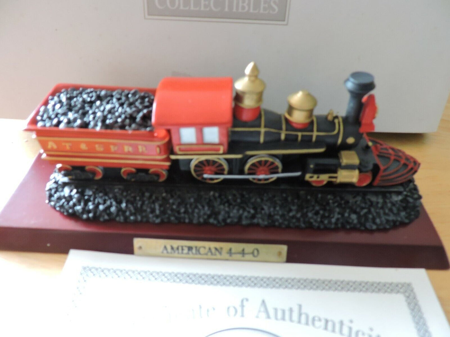 AVON FINE COLLECTIBLE--AMERICAN 4-4-0  LOCOMOTIVE  AND COAL CAR