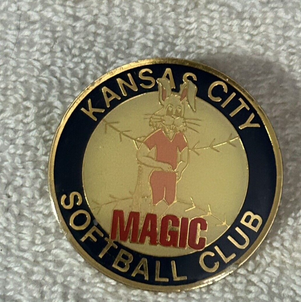 SOFTBALL PIN: (3) KANSAS CITY MAGIC & KC METRO,  INDEPENDENCE HI BOY