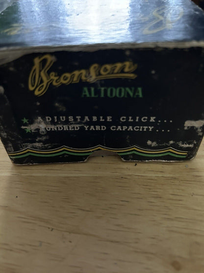 Vintage Bronson Altoona 4250 Level Winding Casting Reel -in Original Box