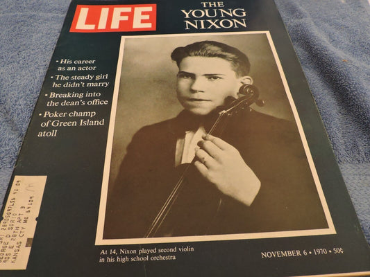 LIFE Magazine - November 6, 1970 Issue "The Young Nixon"