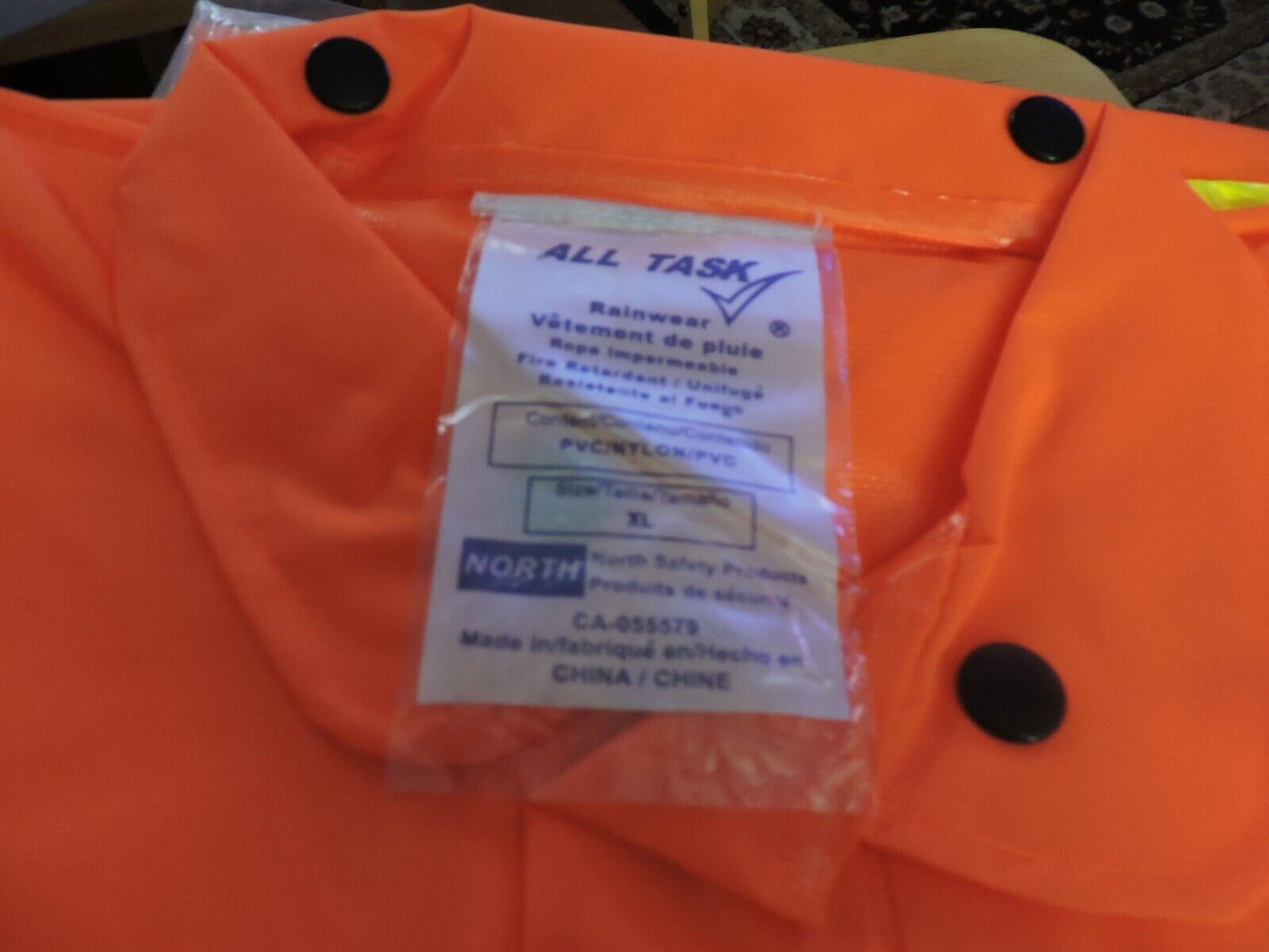 NORTH RAINWEAR (FIRE RETARDANT) SIZE XL NEW IN PACKAGE ( NO PANTS)