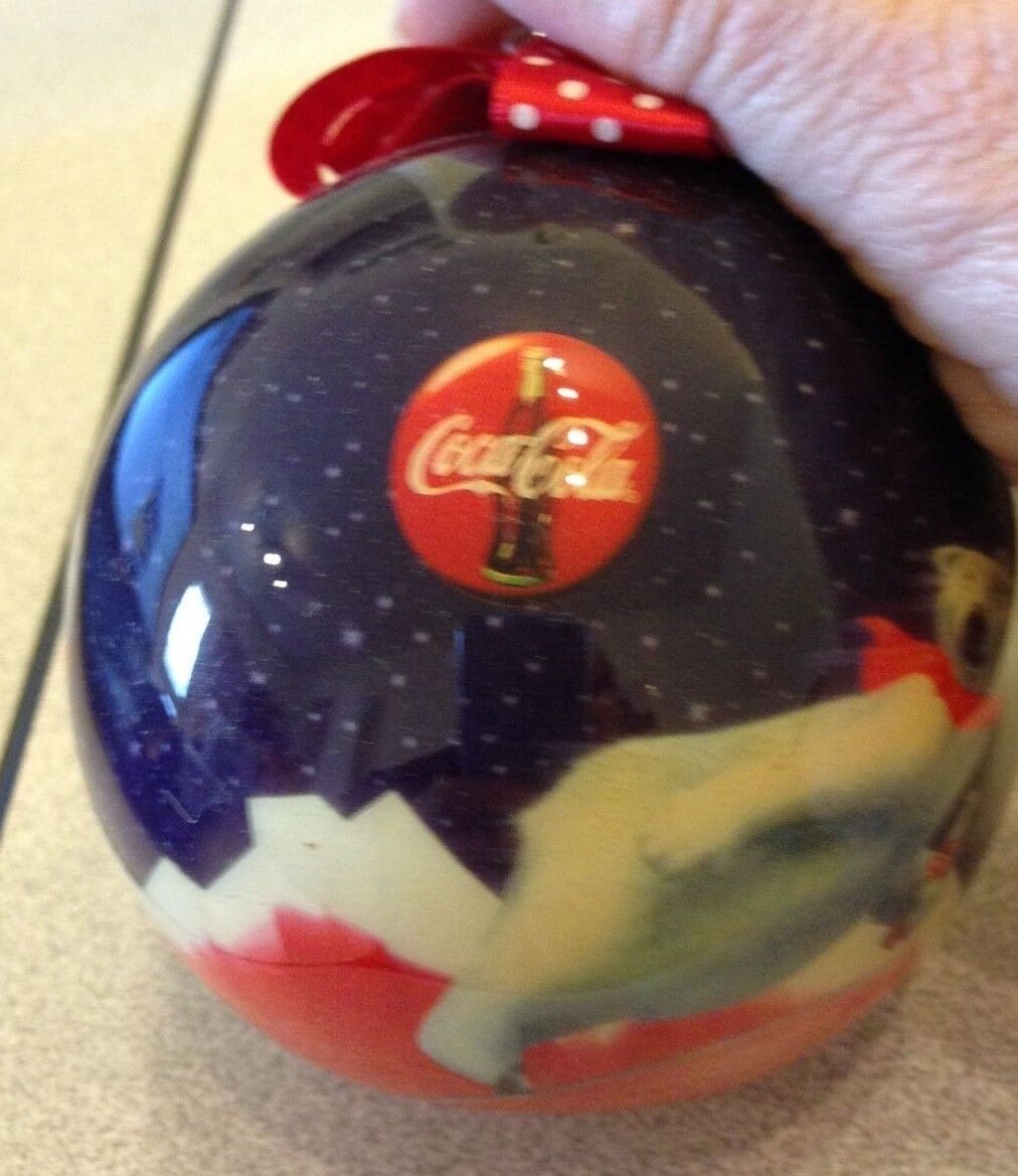 VINTAGE COCA COLA CHRISTMAS ORNAMENT - 1995