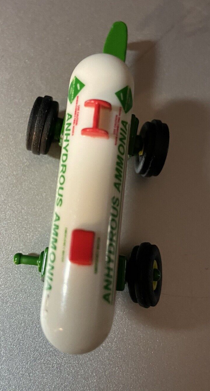 Annhydrous Ammonia (ERTL) 2" (Officially Licensed)