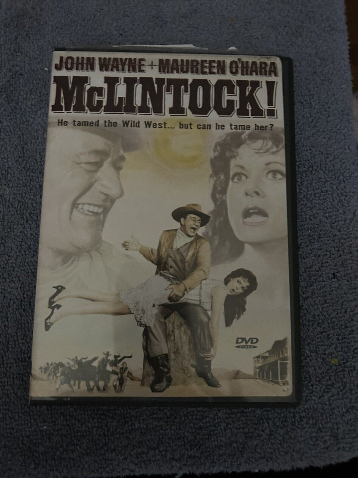MCLINTOCK!   JOHN WAYNE, MAUREEN O'HARA 2002