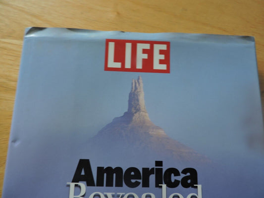 LIFE: AMERICA REVEALED 2001