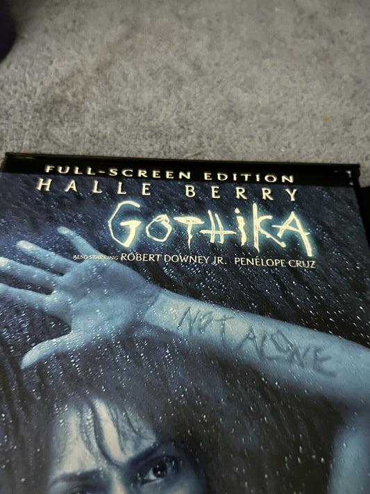 GOTHIKA:  HALLE BERRY, ROBERT DOWNEY JR, PENELOPE CRUZ