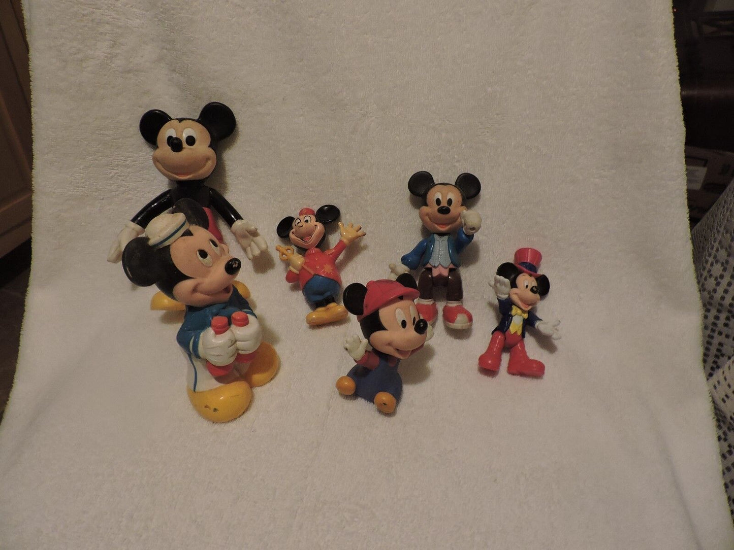 Mickey Mouse Collectable Figurines 6 pieces