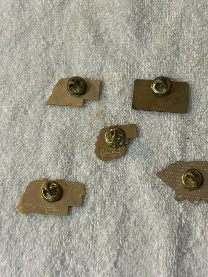 NEBRASKA SOFTBALL PINS: (5) ECHOES, SIZZLE, METRO OMAHA ASA, WILDCATS, SWINGERS