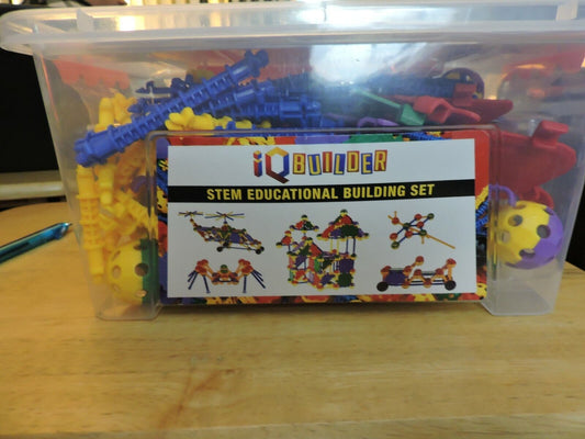STEM EDUCATIONAL BUILDING SE--IQ BUILDER  147 PIECES