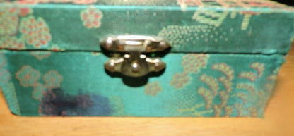 PAINTED CHINESE STRESS/MASSAGE HAND BALLS IN DECORATIVE BOX