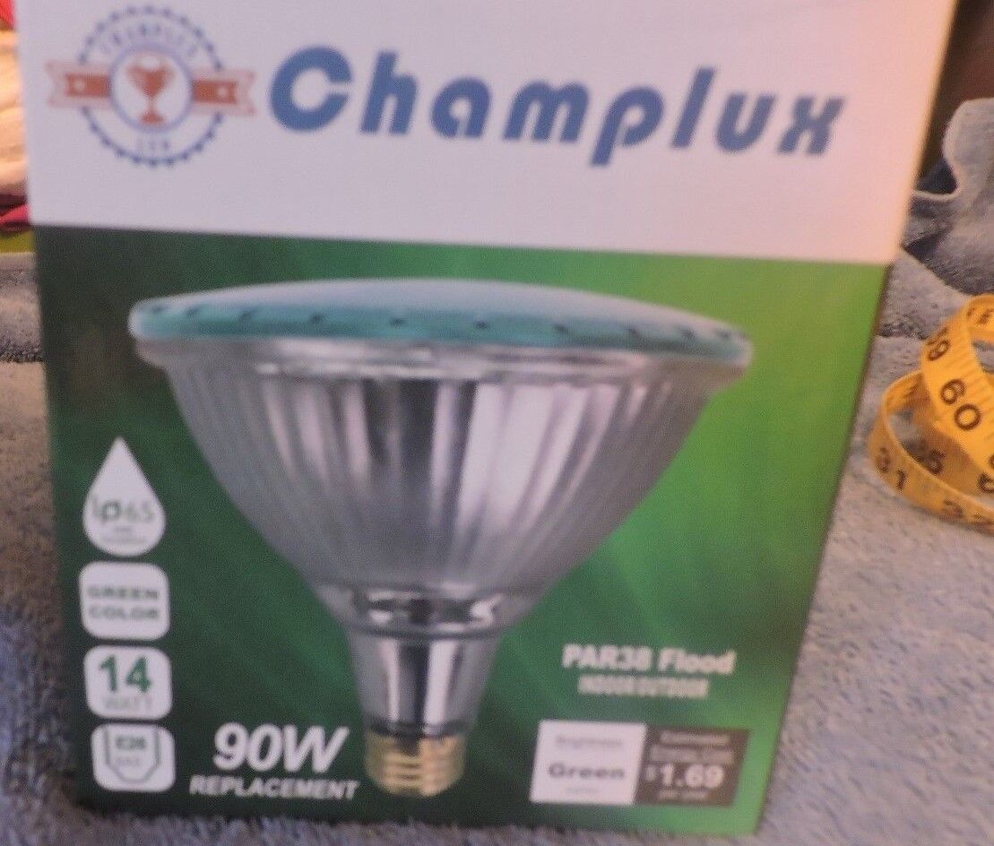 Set of 4 New Champlux PAR38 14W Green Lights