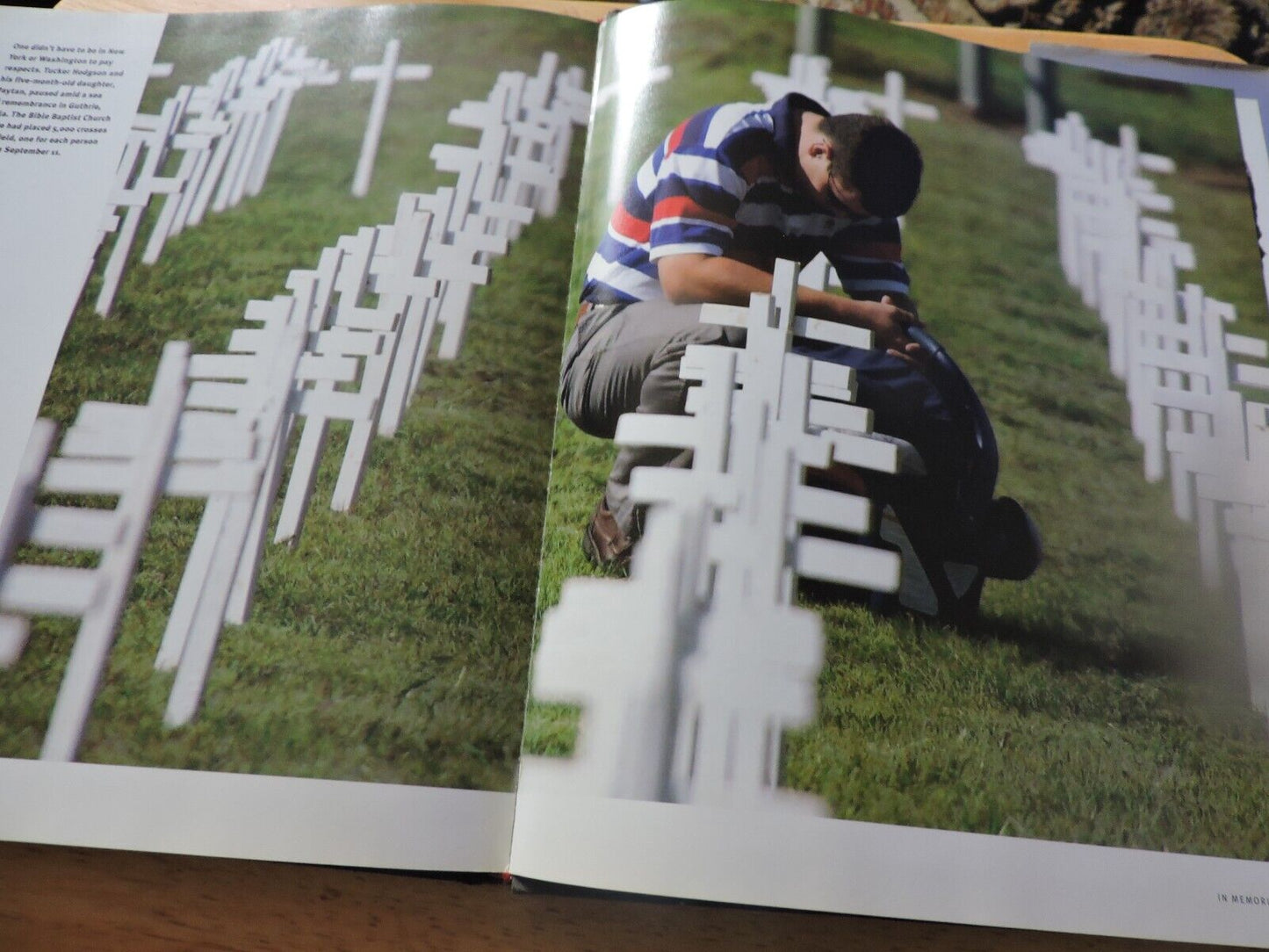 One Nation : America Remembers September 11, 2001 by Life Magazine Editors...