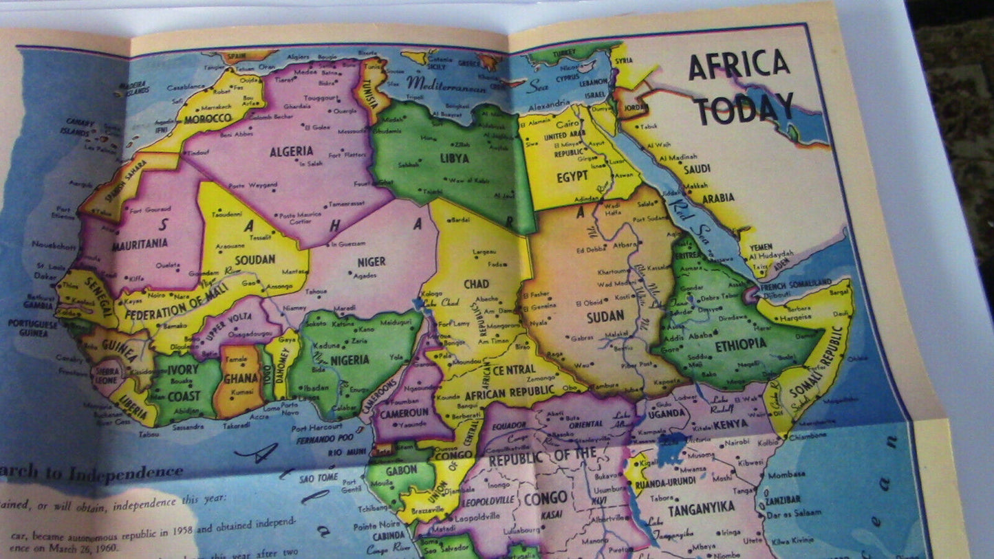 The Des Moines Sunday Register "AFRICA TODAY" Insert 1960 (With Advertising)