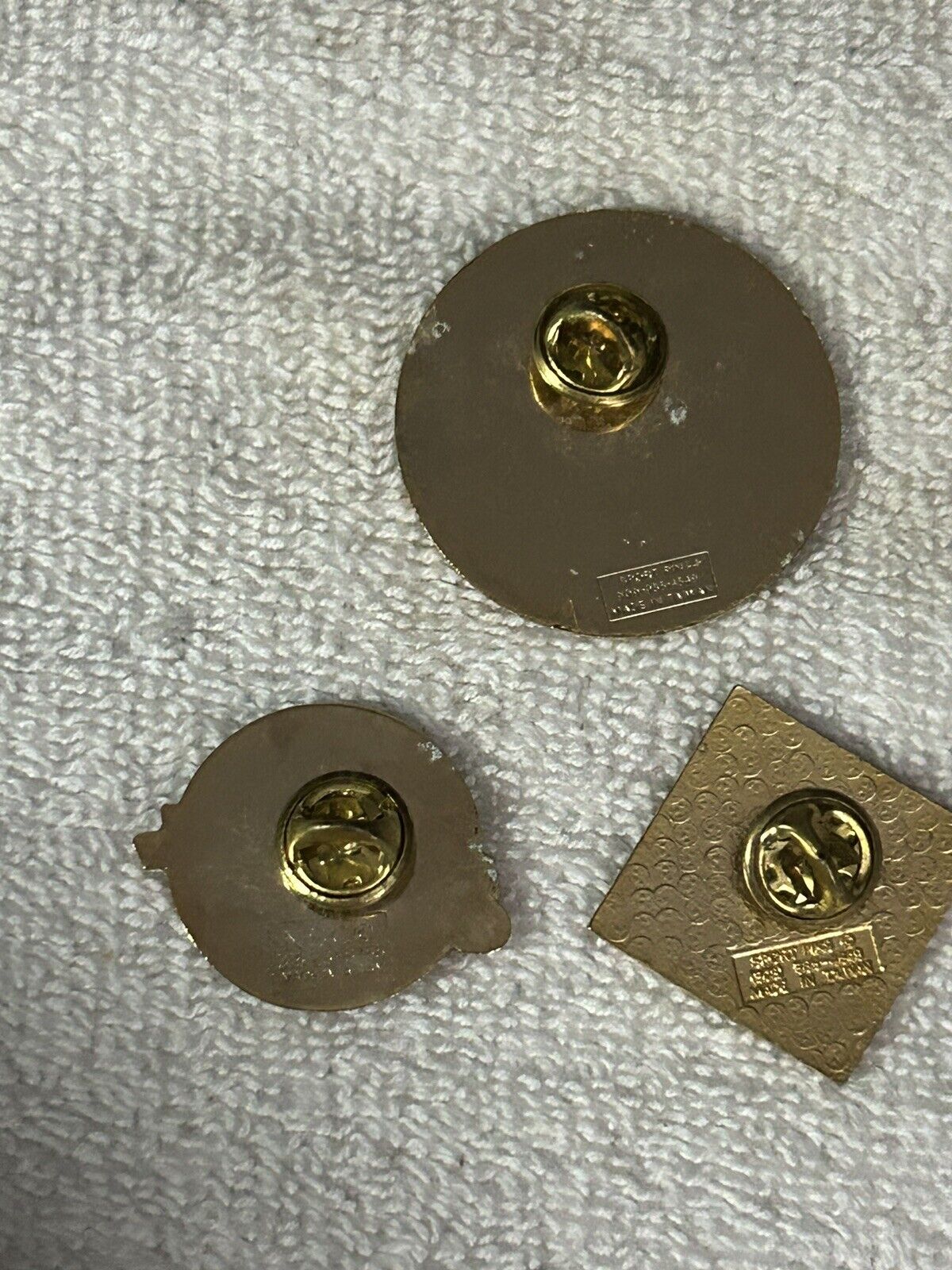 SOFTBALL PIN: (3) KANSAS CITY MAGIC & KC METRO,  INDEPENDENCE HI BOY