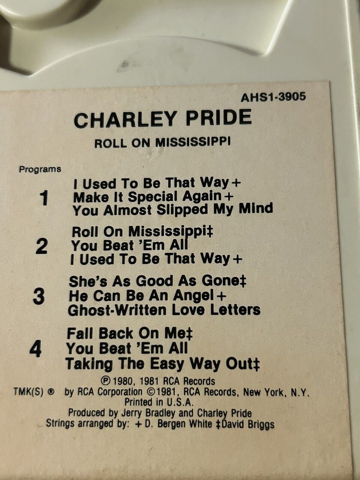 8 TRACK TAPE: CHARLEY PRIDE ROLL ON MISSISSIPPI 1981