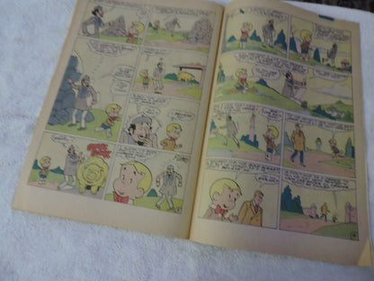 RICH RICH, THE POOR LITTLE RICH BOY, ZILLIONZ MARCH 1980 #20 UNGRADED