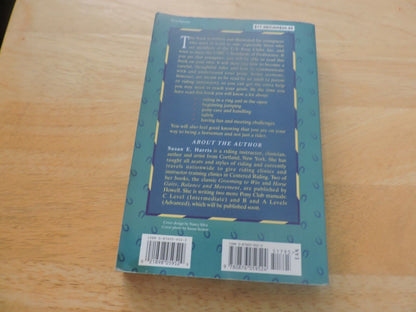 The United States Pony Club Manual of Horsemanship : Basics for Beginners