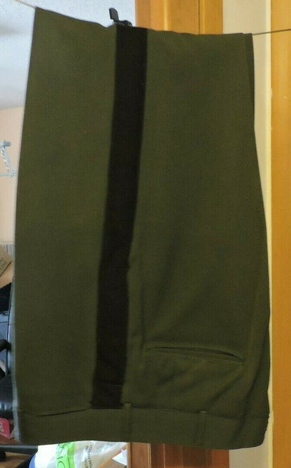 United States Army Uniform (Pants Size 32 Waist/ Coat,Size 39/ Shirt Size 36)