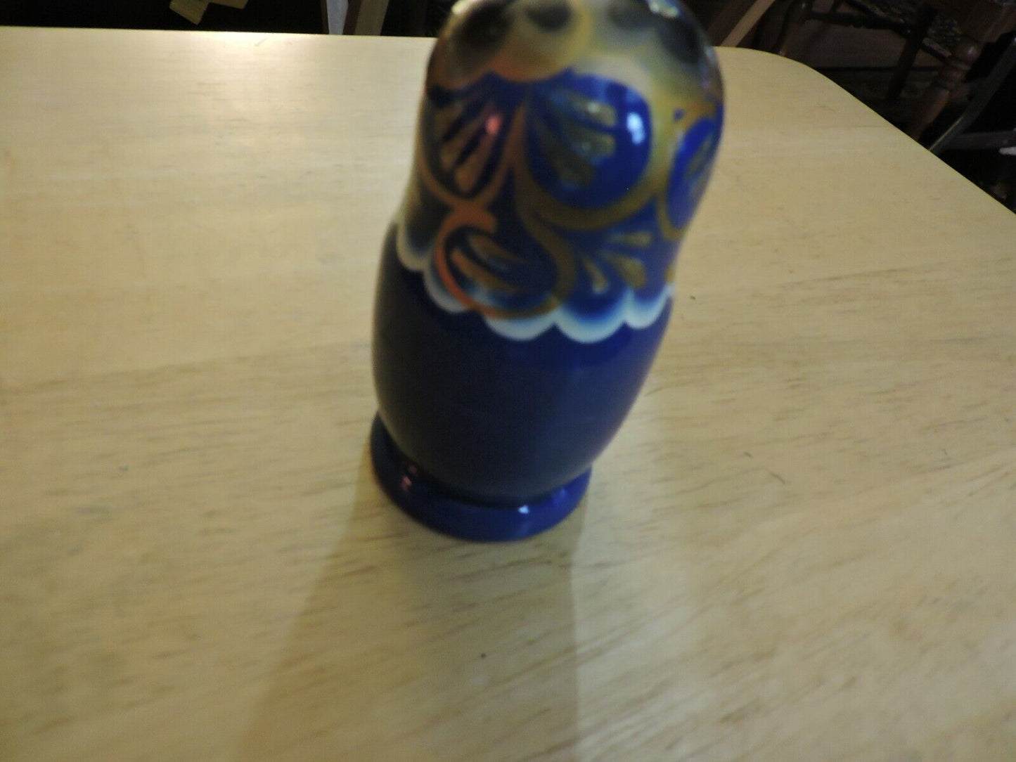 SET OF FIVE  WOODEN NESTING DOLLS (LARGEST 4 INCHES TALL)
