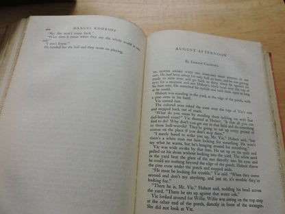 VINTAGE BOOK: THE BEDSIDE  ESQUIRE   EDITED BY: ARNOLD GINGRICH 1940