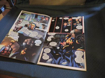 X-MEN: AN X-MAN DRIVEN TO MADNESS, A TEAM FORCED TO HUNT THEIR OWN!  #106 2000