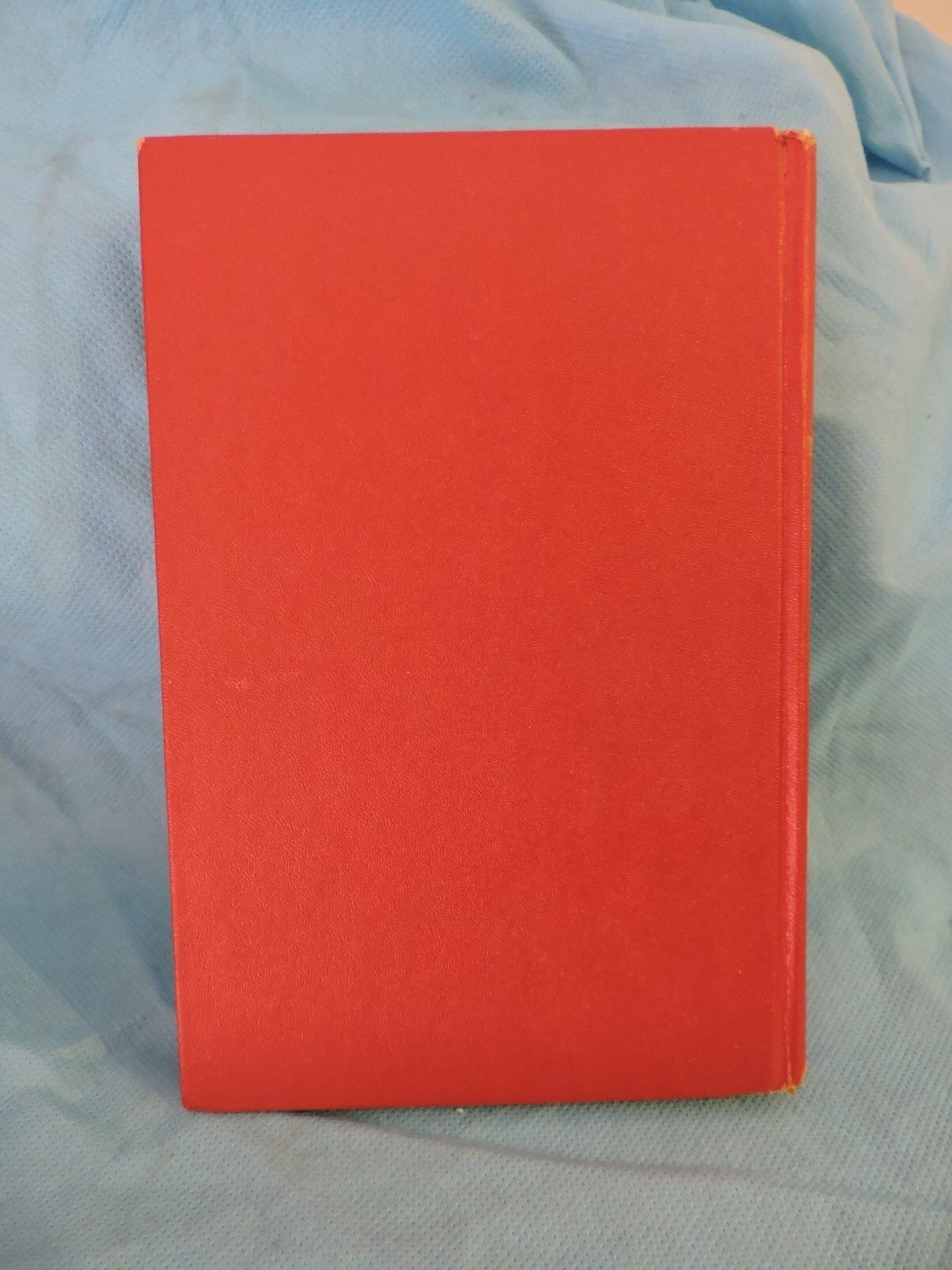 THE BREAK IN THE CIRCLE  Book - 1951 Phillip Loraine