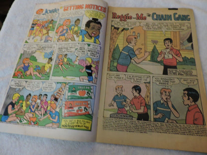 ARCHIE COMICS GROUP  REGGIE AND ME #126 SEPTEMBER 1980 UNGRADED