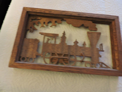 WOODEN LOCOMOTIVE HAND CRAFTED WALL HANGING 7.5 X 4.5 INCHES