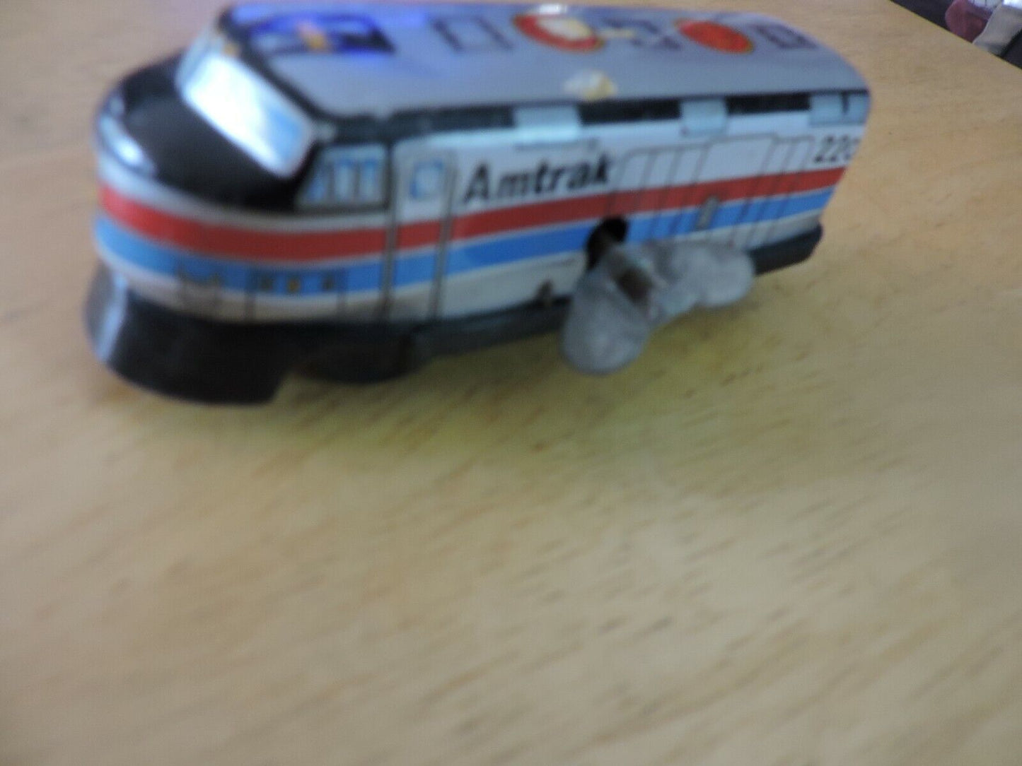 AMTRAK TIN WIND UP TOY 4X1.5 INCHES ( NON-WORKING) VINTAGE