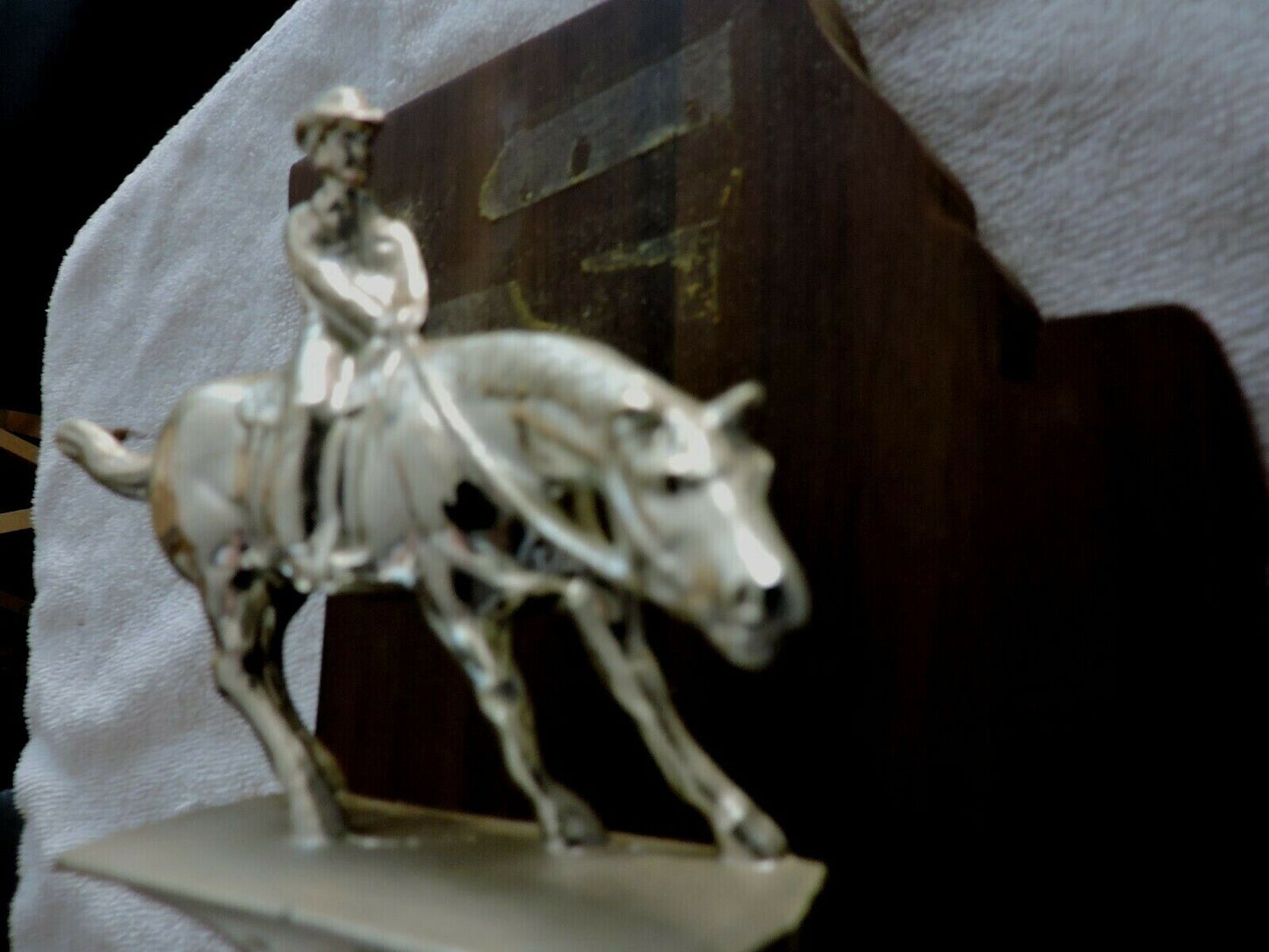 MISSOURI HORSEMANSHIP TROPHY--READY FOR A NEW NAME PLATE 7.5X7 INCHES