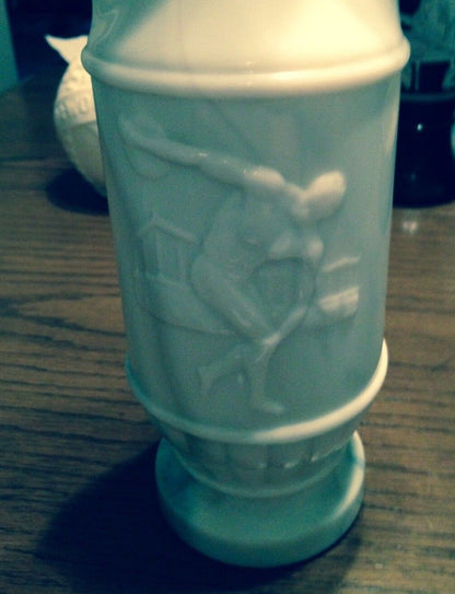 1971 JIM BEAM Import McGill Canadian Whiskey SLAG GLASS DISCUS THROWER DECANTER