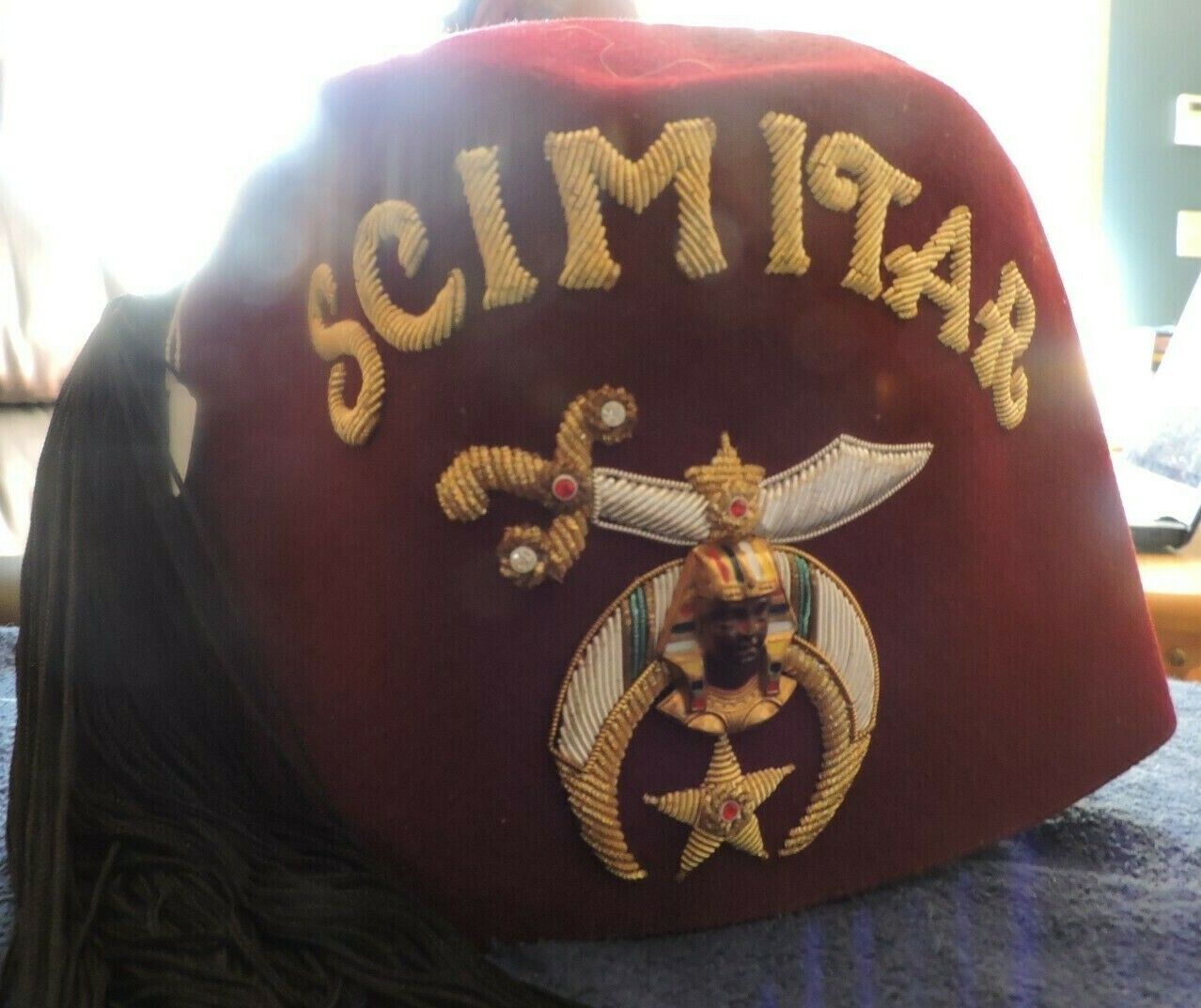 SCIMITAR FEZ  SIZE 71/4  (SHRINER HAT WITH RAISED LOGO)