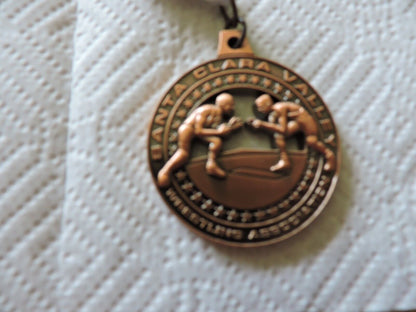 SANTA CLARA VELLEY   WRESTING ASSOCIATION ROUND MEDAL ON WHITE RIBBON