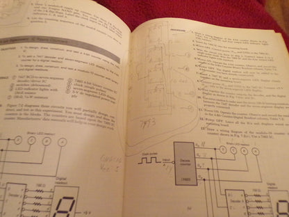 Activities Manual for Digital Electronics by Roger L. Tokheim