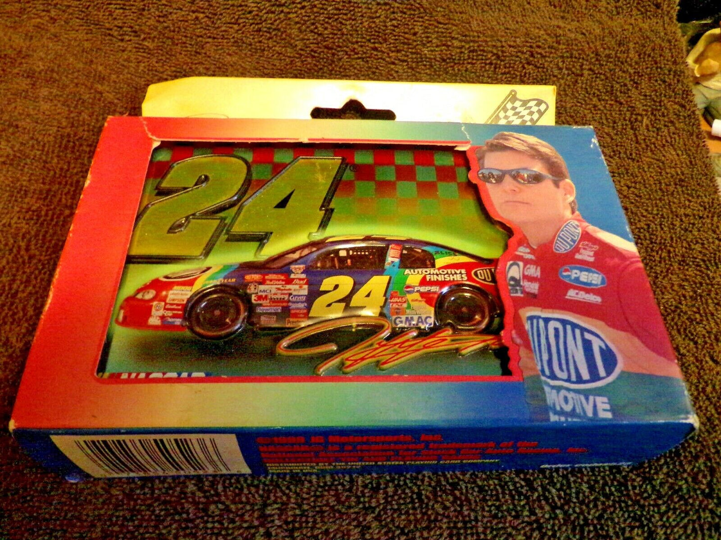 Jeff Gordon numbered/Limited Edition Collectible Tin with two decks of cards