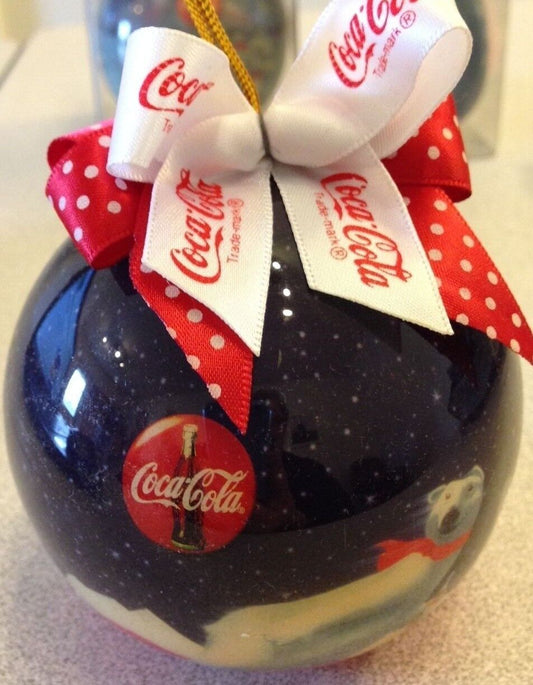 VINTAGE COCA COLA CHRISTMAS ORNAMENT - 1995