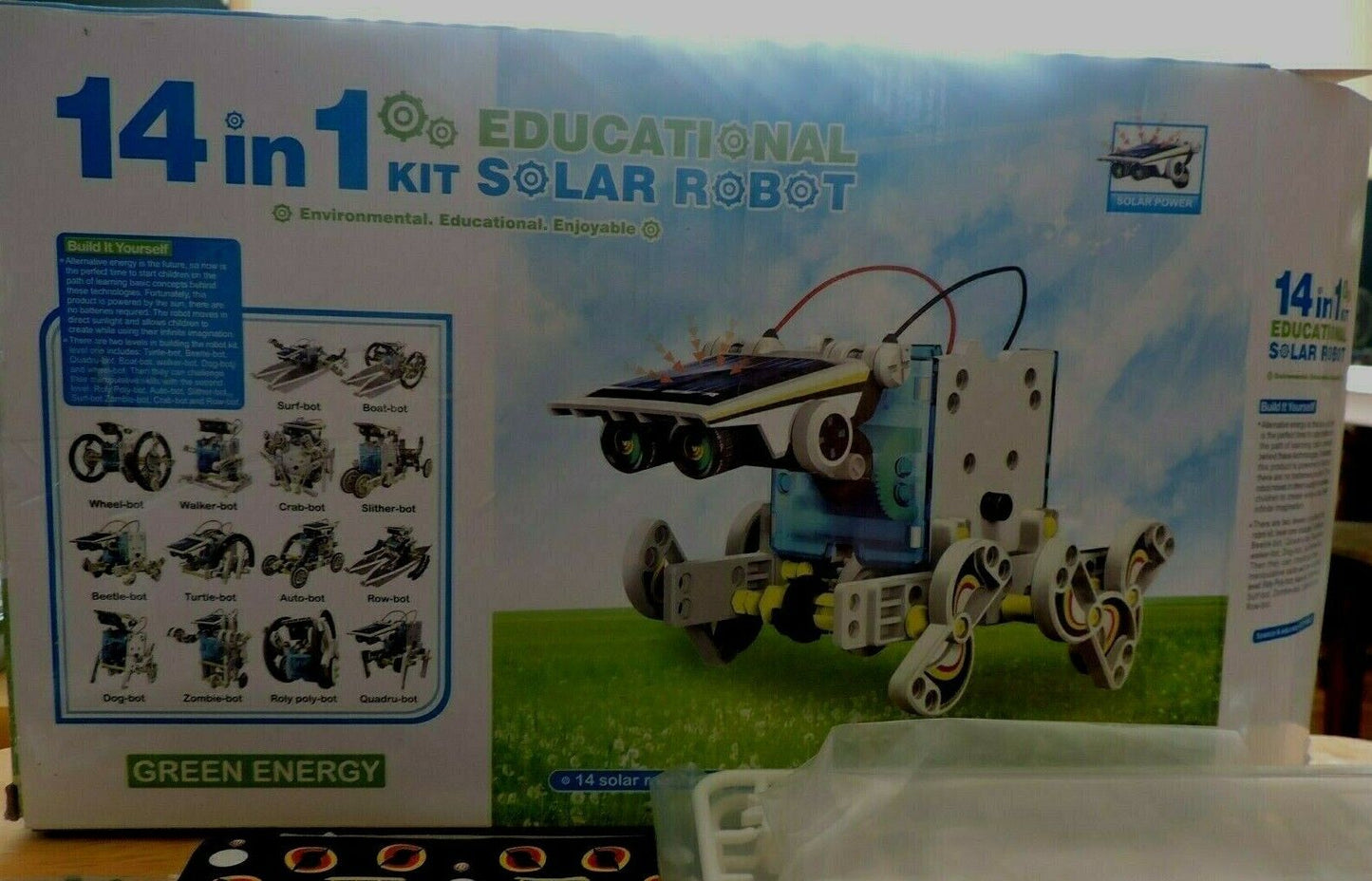 14 IN 1 EDUCATIONAL SOLAR ROBOT KIT  BY GREEN ENERGY (14 SOLAR ROBOTS) NIB
