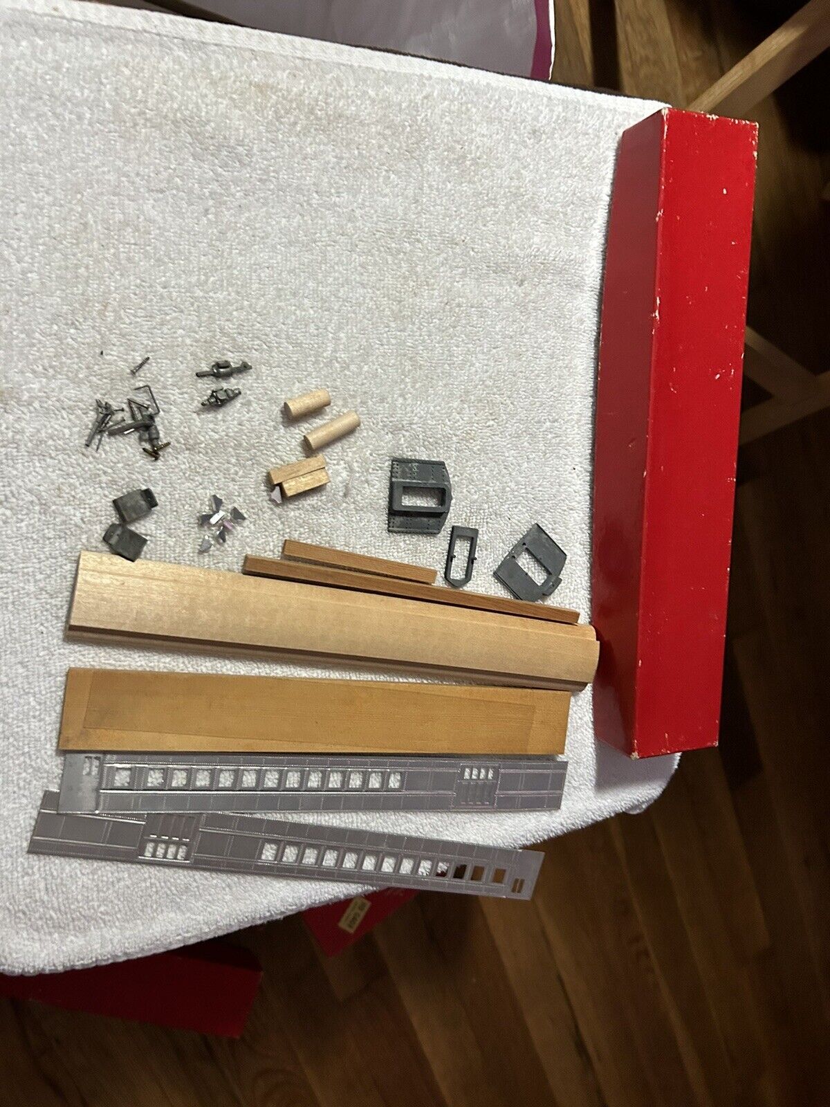 SILVER SIDES HO PASSENGER KIT:68' NYC BAGGAGE COUCH--JC MODELS