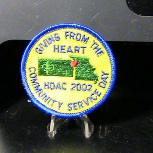 BSA: 2002 Giving From the Heart Community Service Day Patch