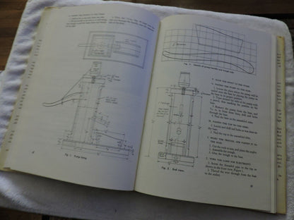 MAKING USEFUL THINGS OF WOOD  BY FRANKLIN H. GOTTSHALL   1950