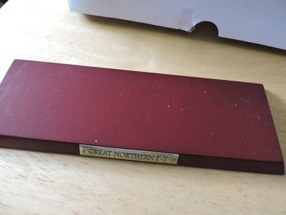 AVON FINE COLLECTIBLE--GREAT NORTHERN F-7 LOCOMOTIVE