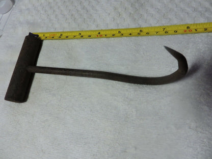 VINTAGE HALE BALER  7 INCHES LONG