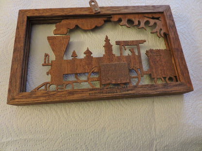 WOODEN LOCOMOTIVE HAND CRAFTED WALL HANGING 7.5 X 4.5 INCHES