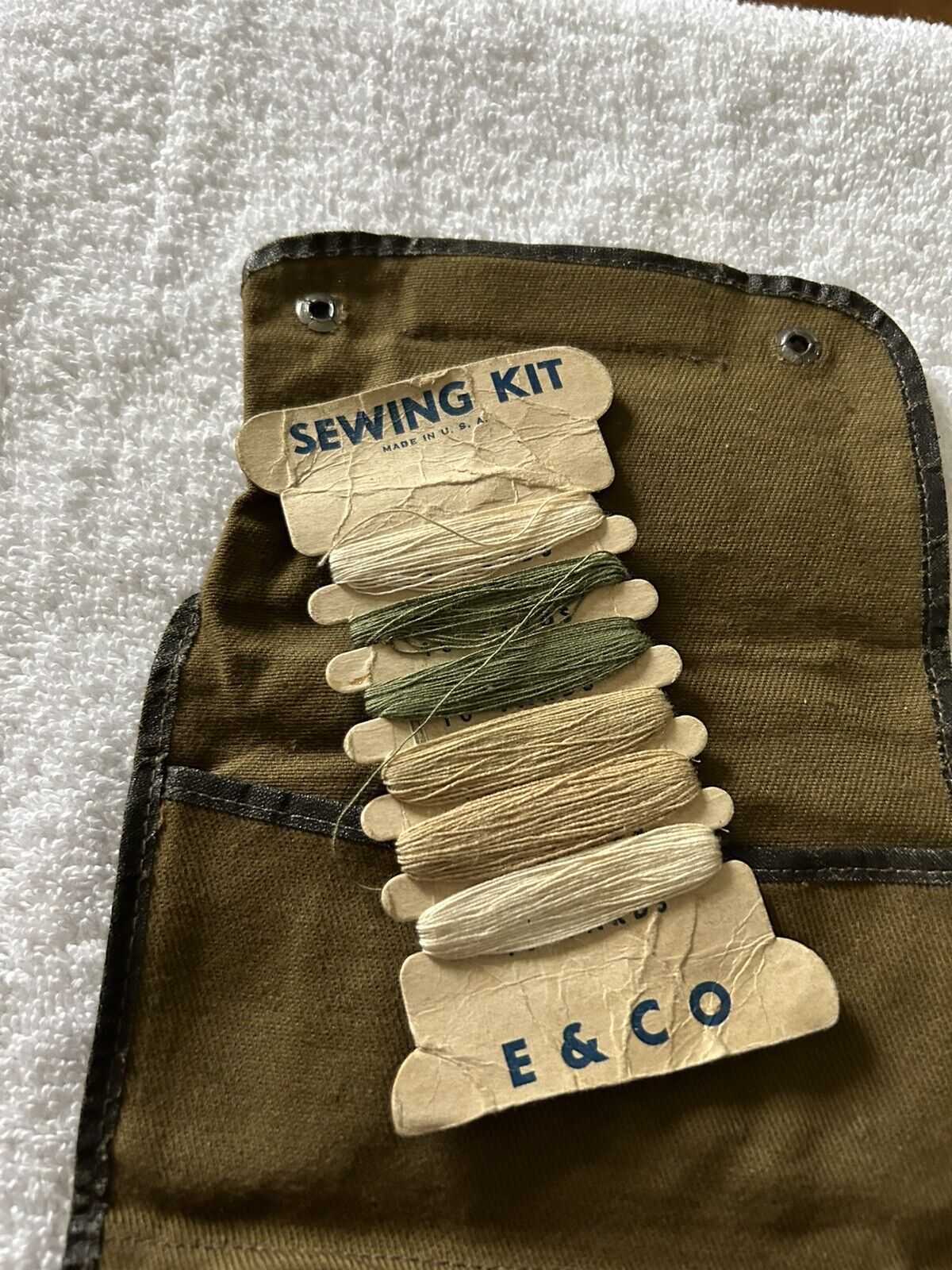 VINTAGE BOY SCOUT SEWING KIT
