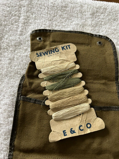VINTAGE BOY SCOUT SEWING KIT