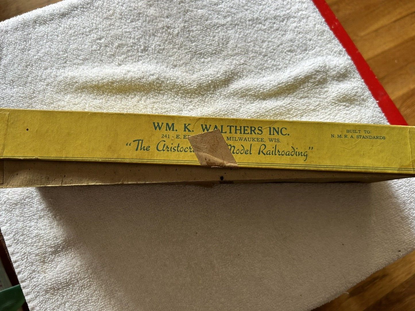 WALTHERS MODELS--RAILROAD EQUIPMENT 40' MDSE. #6801