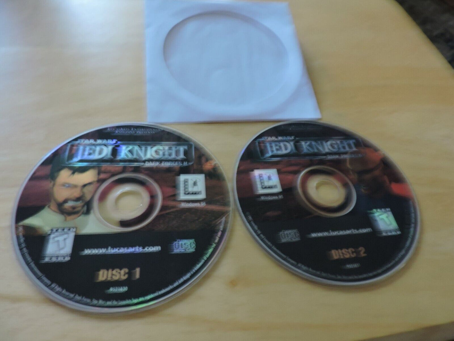 STAR WARS:  JEDI KNIGHT:  DARK FORCES II:  2 DISC SET  COMPUTER GAME RATED T
