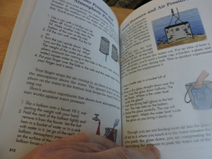 THE WEBELOS SCOUT HANDBOOK 2001 PRINTING