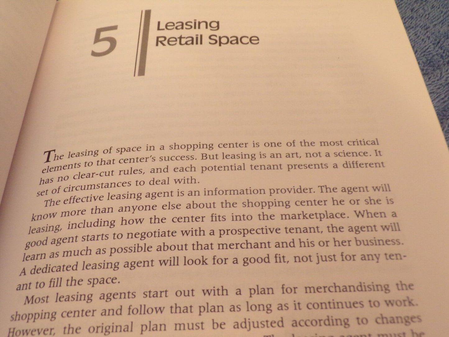 Small Shopping Centers by A. A. Alexander and R.F. Muhlebach (Special Bonus)