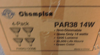 Set of 4 New Champlux PAR38 14W Green Lights